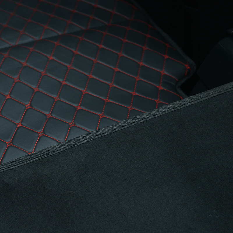 Universal Diamond Car Bed - Non-Inflatable Black and Red Stitching Luxury Leather Diamond Car Bed Mattress